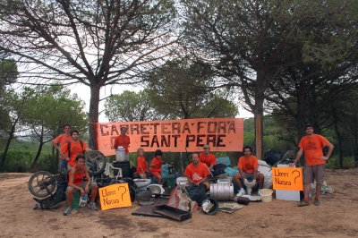 SOS Lloret neteja popular de l'Àngel i Sant Pere del Bosc